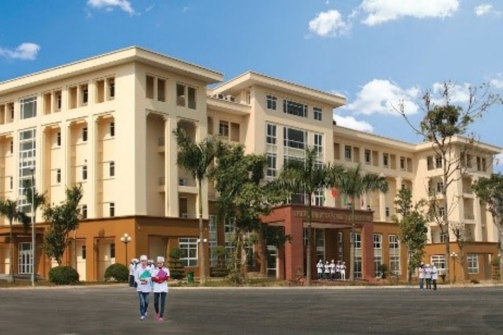 Khai mạc khảo sát chính thức đánh giá ngoài chu kỳ 2 Trường Đại học Kỹ thuật y tế Hải Dương